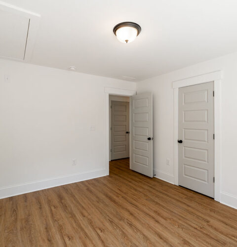 169 Vine Street - Bedroom